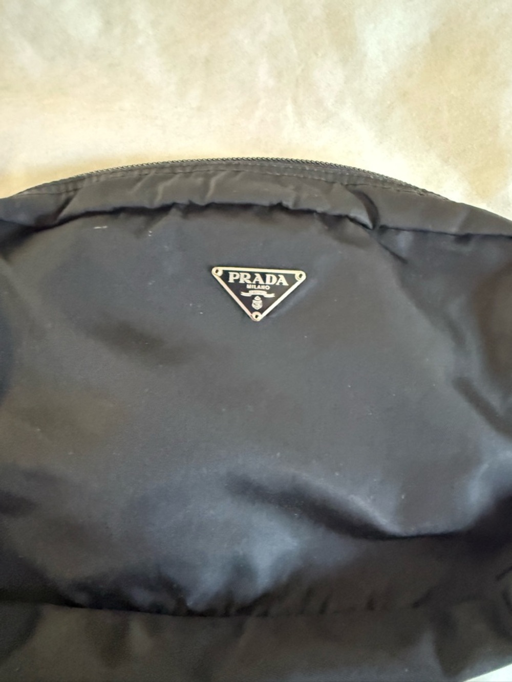 Prada nylon pouch - Picture 2 of 11